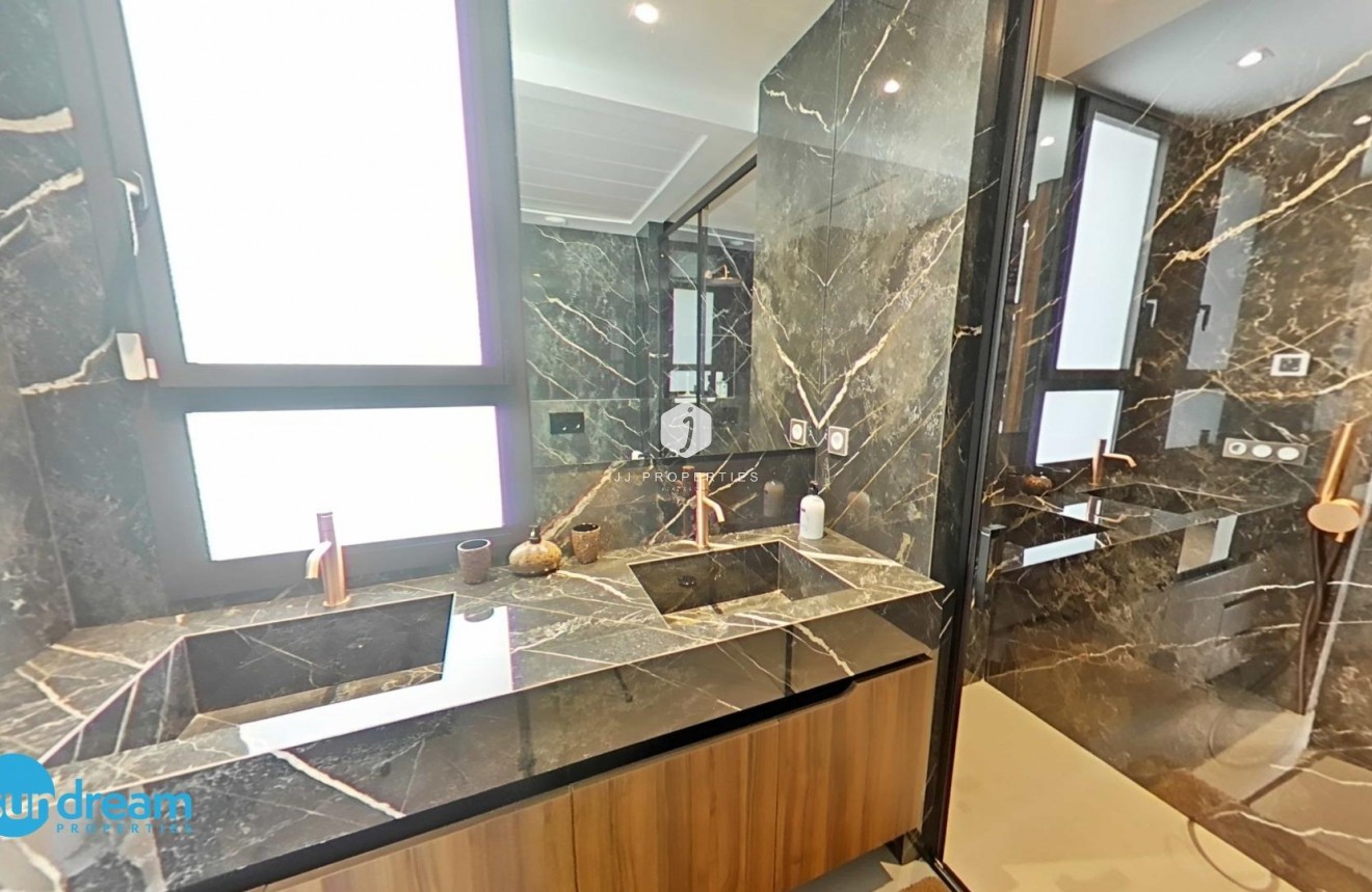 Resale - Villa -
Algorfa - Comunidad Valenciana