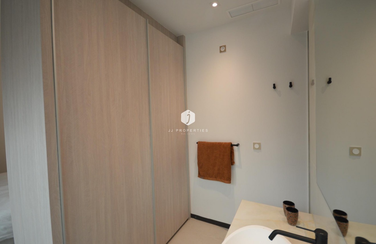 Resale - Villa -
Algorfa - Comunidad Valenciana