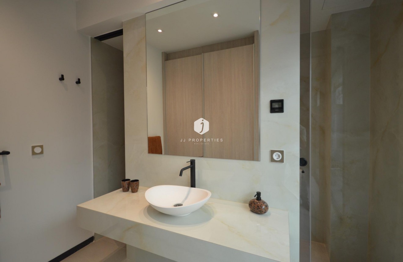 Resale - Villa -
Algorfa - Comunidad Valenciana