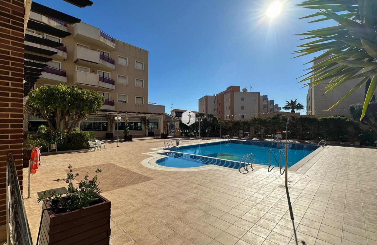 D'occasion - Appartement -
Orihuela Costa - Campoamor