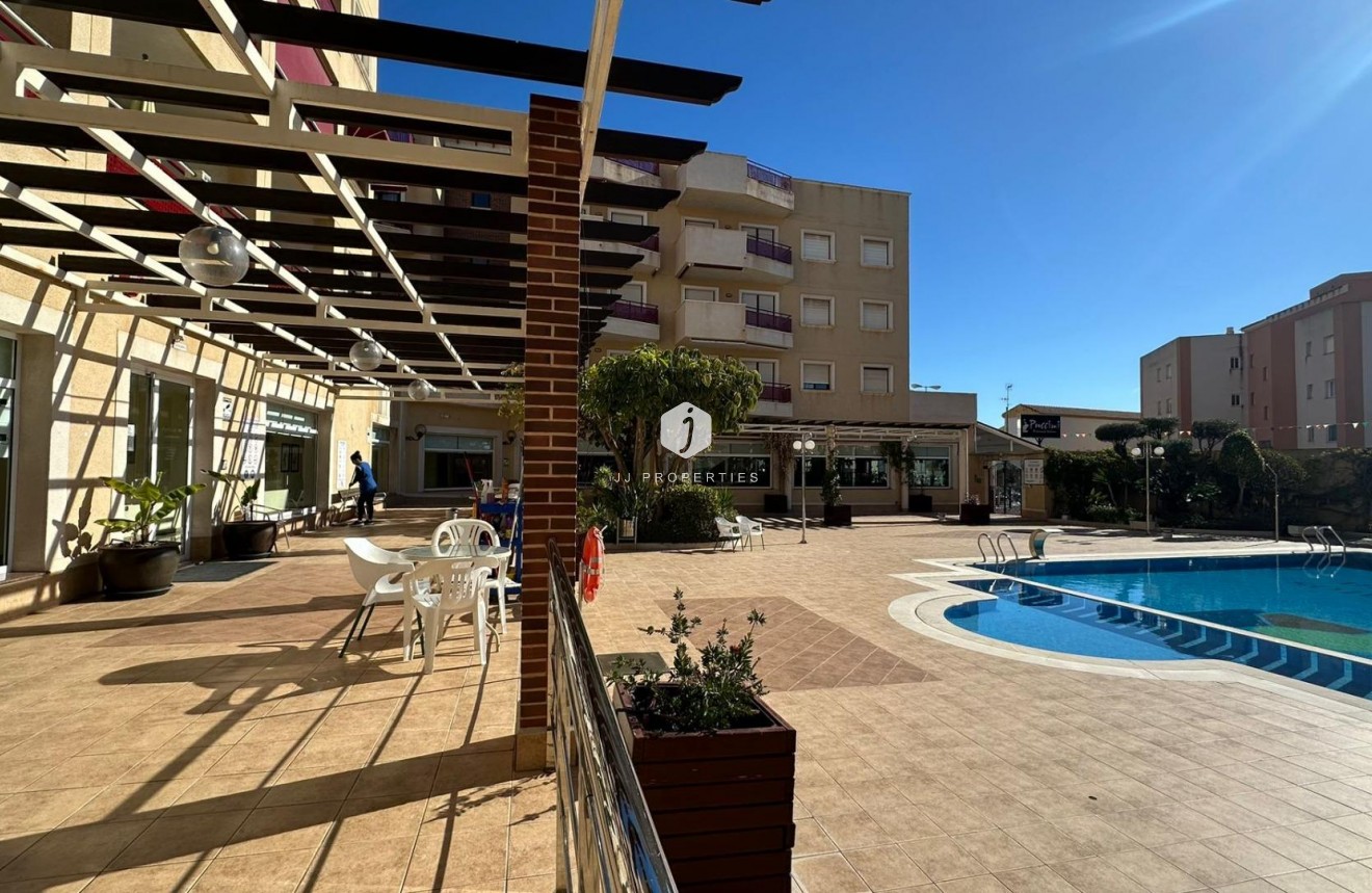 D'occasion - Appartement -
Orihuela Costa - Campoamor