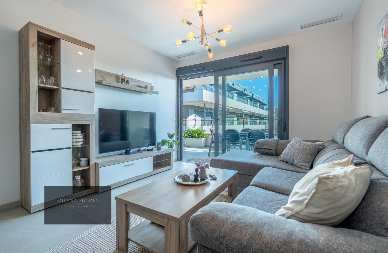 D'occasion - Appartement -
Orihuela Costa - La Zenia