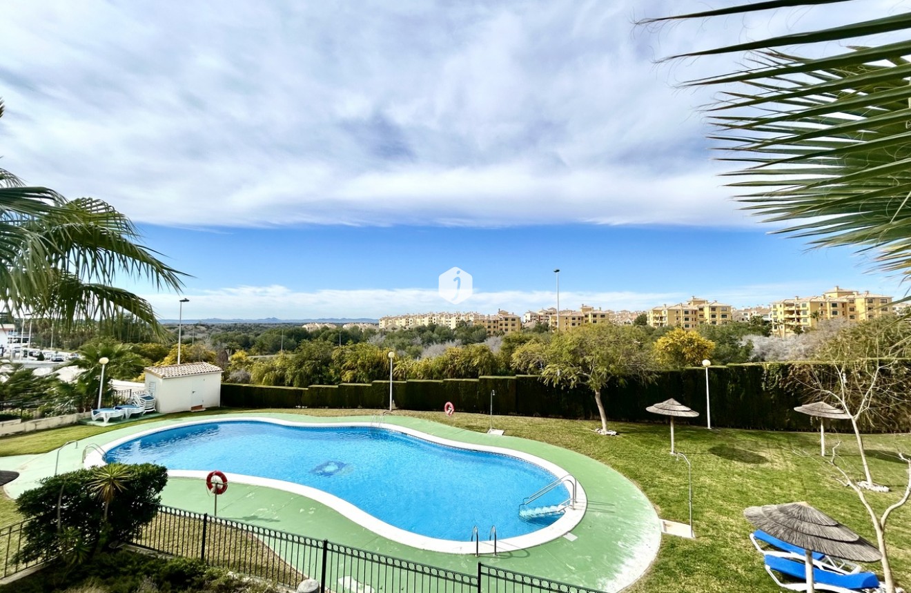 Resale - Apartment / flat -
Campoamor - Costa Blanca
