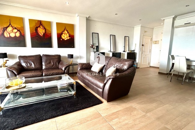 Resale - Apartment / flat -
Campoamor - Costa Blanca