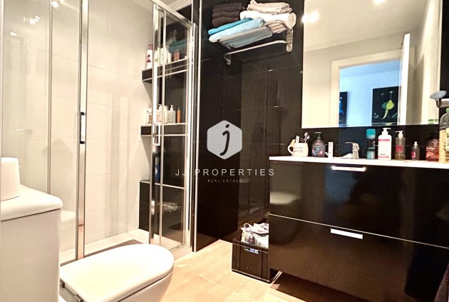 Resale - Apartment / flat -
Campoamor - Costa Blanca