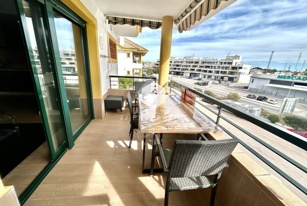 Resale - Apartment / flat -
Campoamor - Costa Blanca