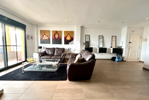 Resale - Apartment / flat -
Campoamor - Costa Blanca