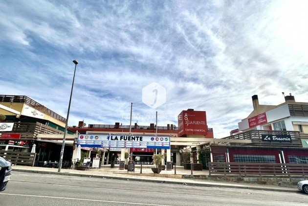 Resale - Apartment / flat -
Campoamor - Costa Blanca