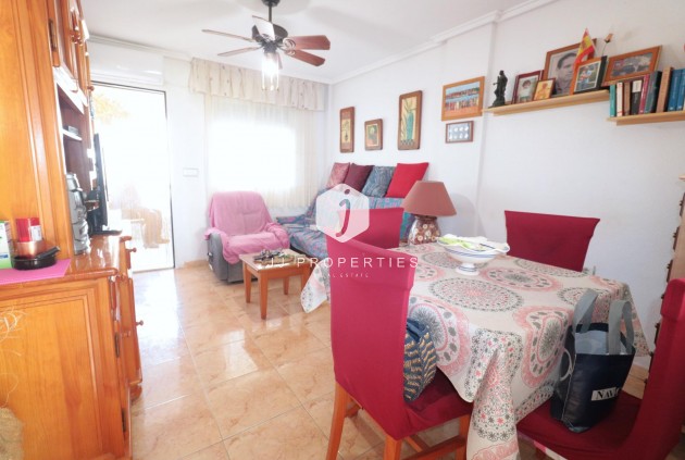 Segunda mano - Bungalow -
Torrevieja - El Limonar