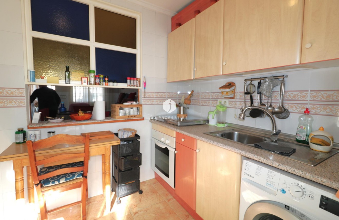 Segunda mano - Bungalow -
Torrevieja - El Limonar