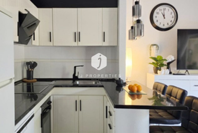 D'occasion - Appartement -
Torrevieja - Costa Blanca