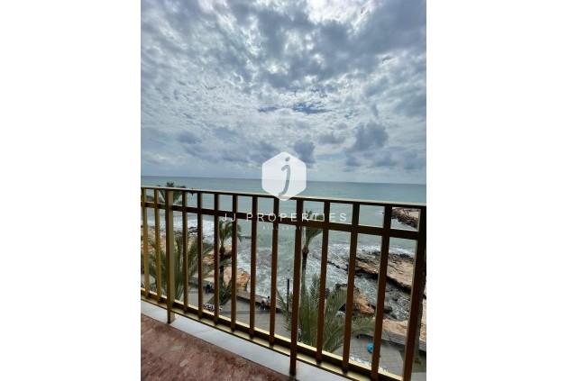 Segunda mano - Apartamento / piso -
Torrevieja - Las Piscinas Naturales