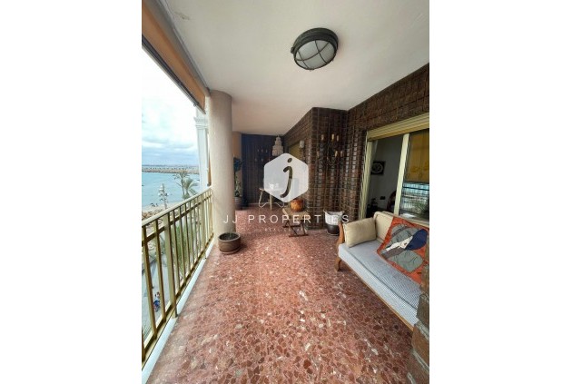 Segunda mano - Apartamento / piso -
Torrevieja - Las Piscinas Naturales