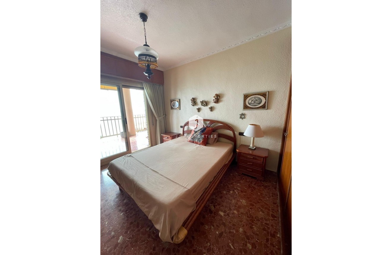 Segunda mano - Apartamento / piso -
Torrevieja - Las Piscinas Naturales