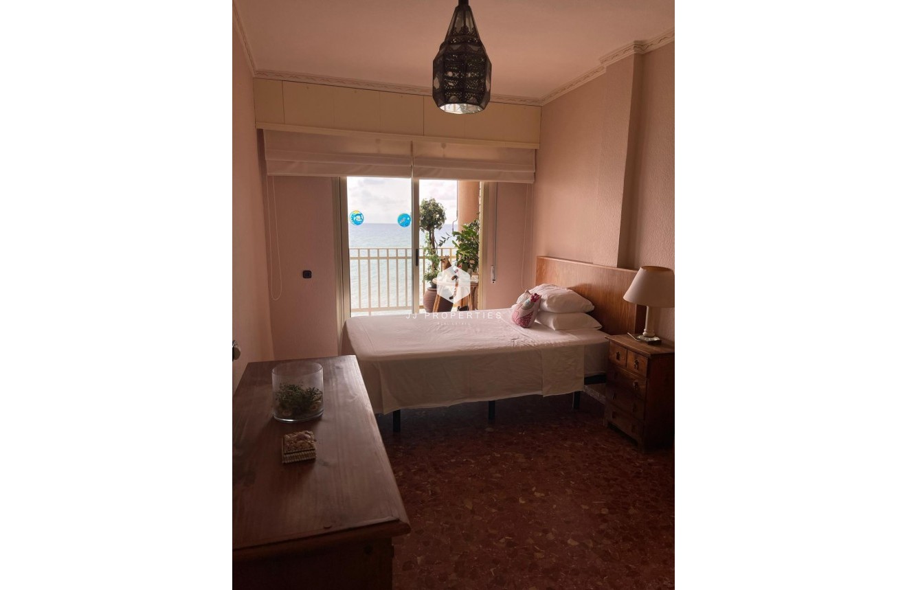 Segunda mano - Apartamento / piso -
Torrevieja - Las Piscinas Naturales