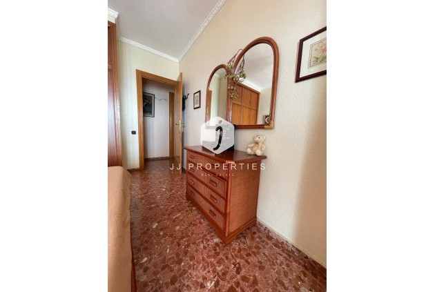 Segunda mano - Apartamento / piso -
Torrevieja - Las Piscinas Naturales