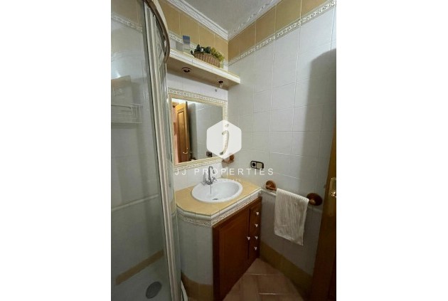 Segunda mano - Apartamento / piso -
Torrevieja - Las Piscinas Naturales