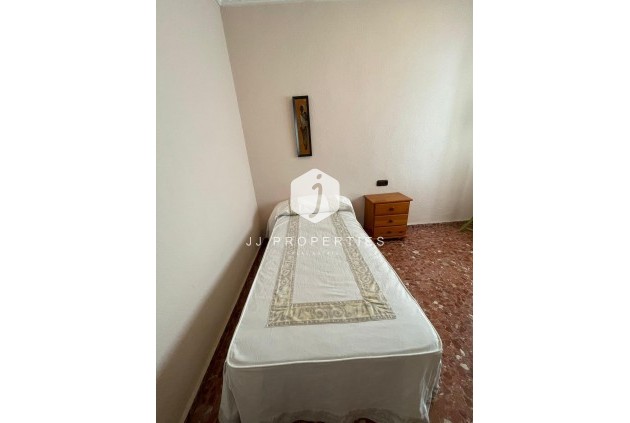 Segunda mano - Apartamento / piso -
Torrevieja - Las Piscinas Naturales