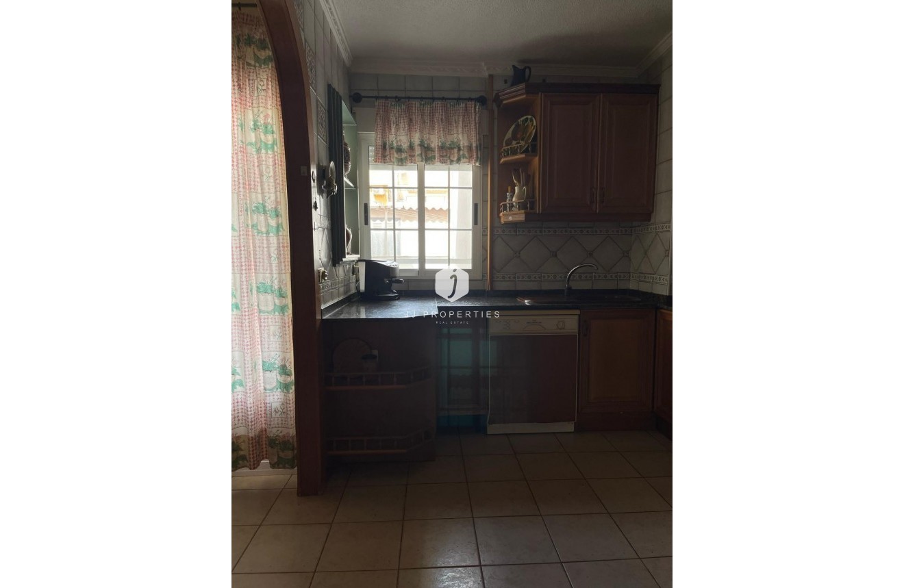 Segunda mano - Apartamento / piso -
Torrevieja - Las Piscinas Naturales