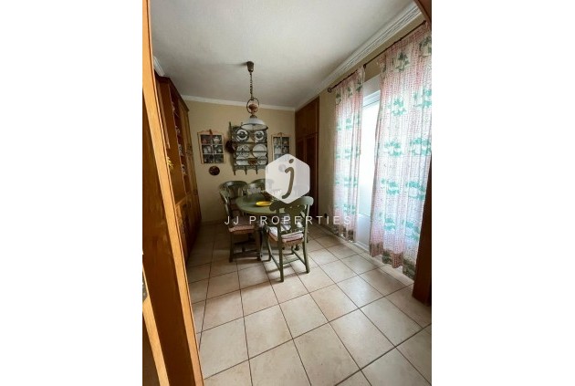 Segunda mano - Apartamento / piso -
Torrevieja - Las Piscinas Naturales