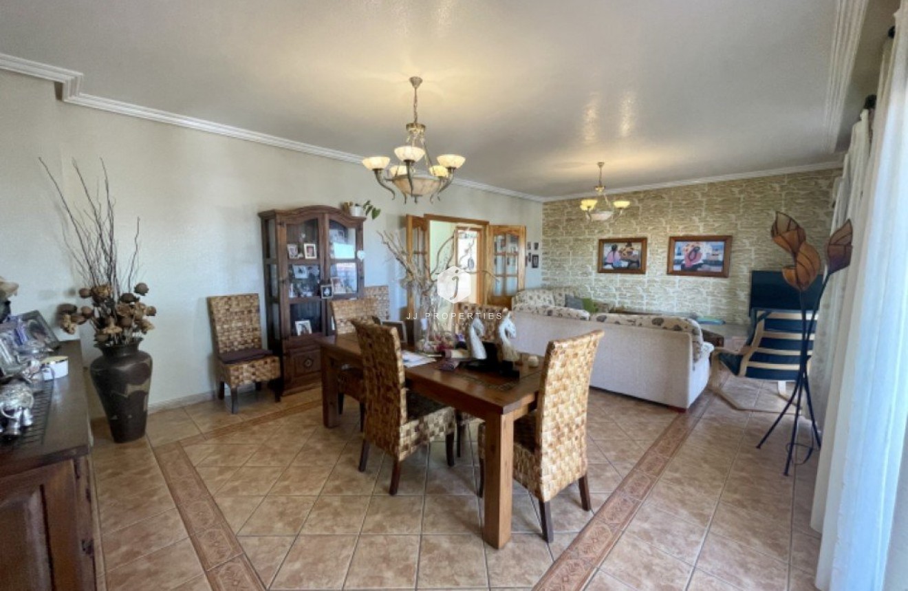 Segunda mano - Villa -
Ciudad Quesada - Costa Blanca