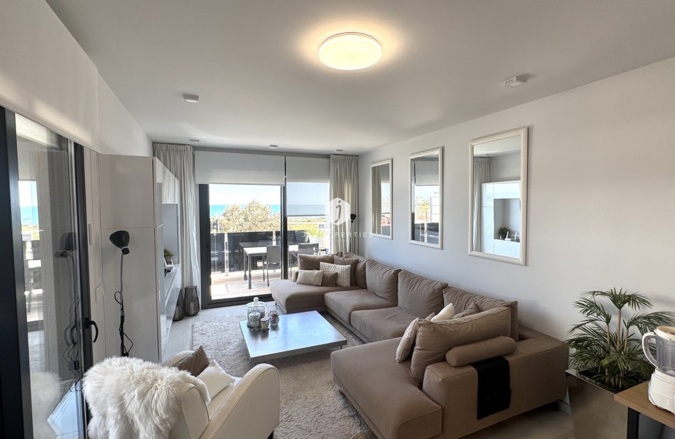 Segunda mano - Apartamento / piso -
Playa Flamenca - Costa Blanca