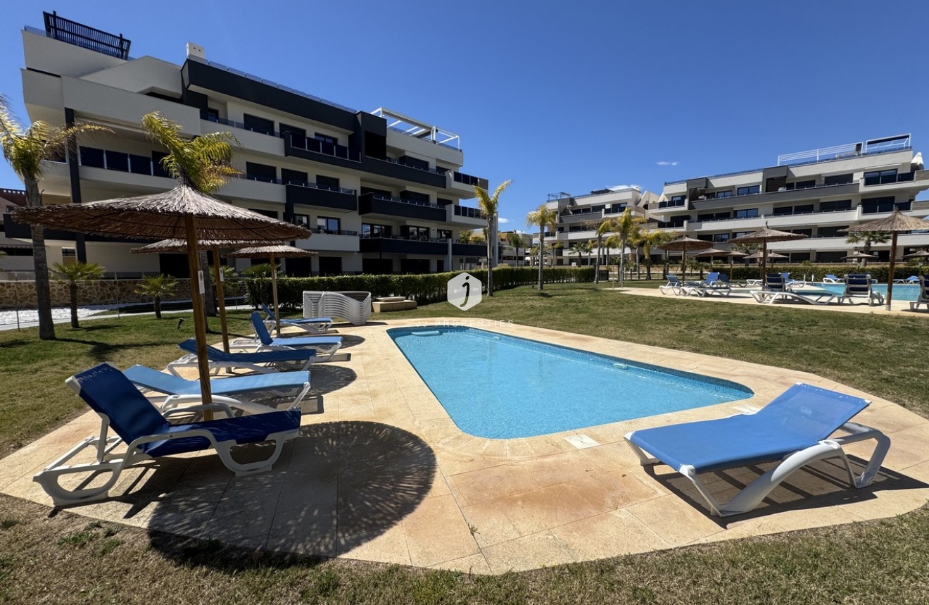 Segunda mano - Apartamento / piso -
Playa Flamenca - Costa Blanca