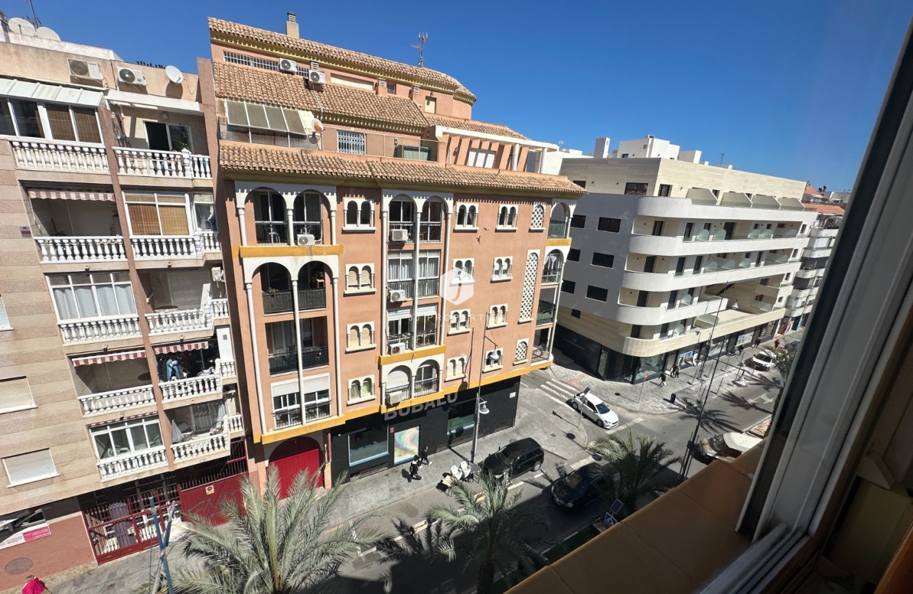 Segunda mano - Apartamento / piso -
Torrevieja - Costa Blanca
