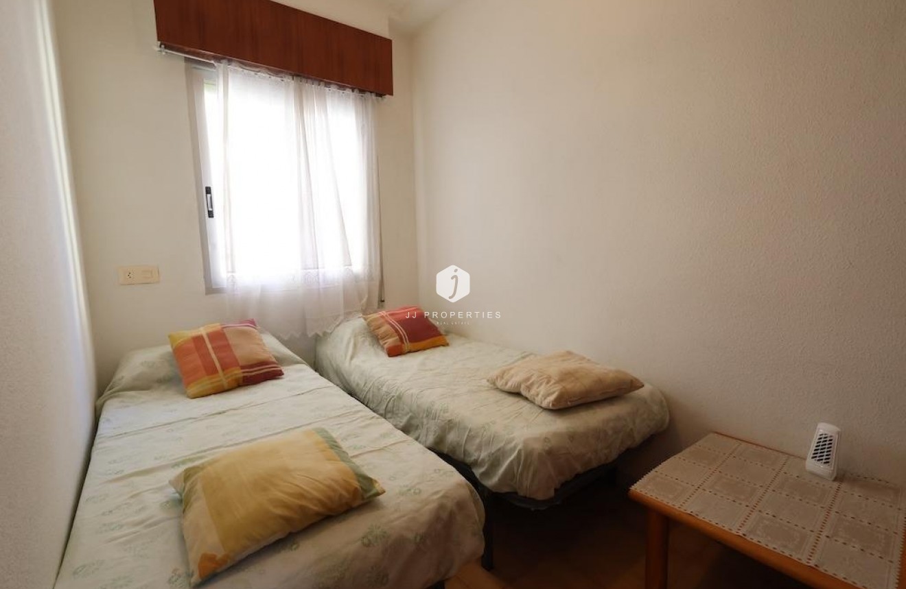 Resale - Apartment / flat -
Torrevieja - Costa Blanca