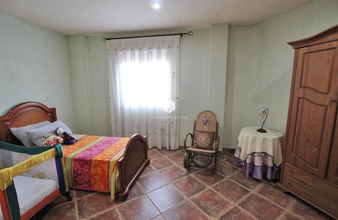 Segunda mano - Villa -
Formentera del Segura - C- Cooperativa