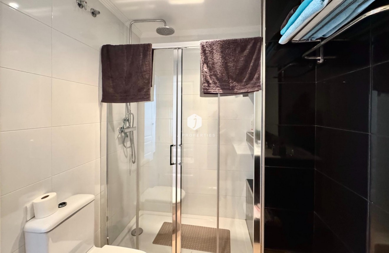 Z drugiej ręki - Mieszkanie w bloku -
Orihuela Costa - Villamartín-las Filipinas