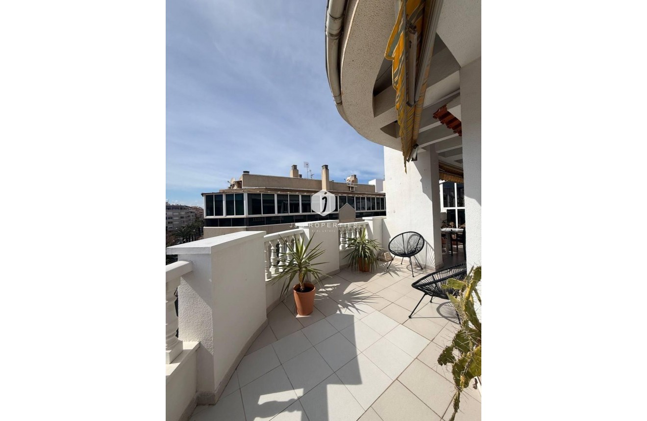 Segunda mano - Ático -
Torrevieja - Playa del Cura