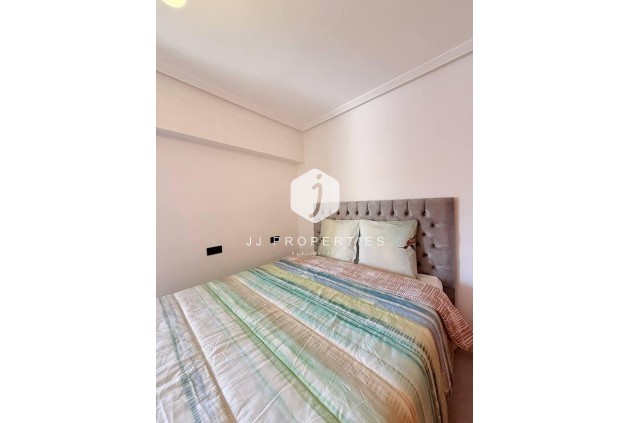 Segunda mano - Ático -
Torrevieja - Playa del Cura