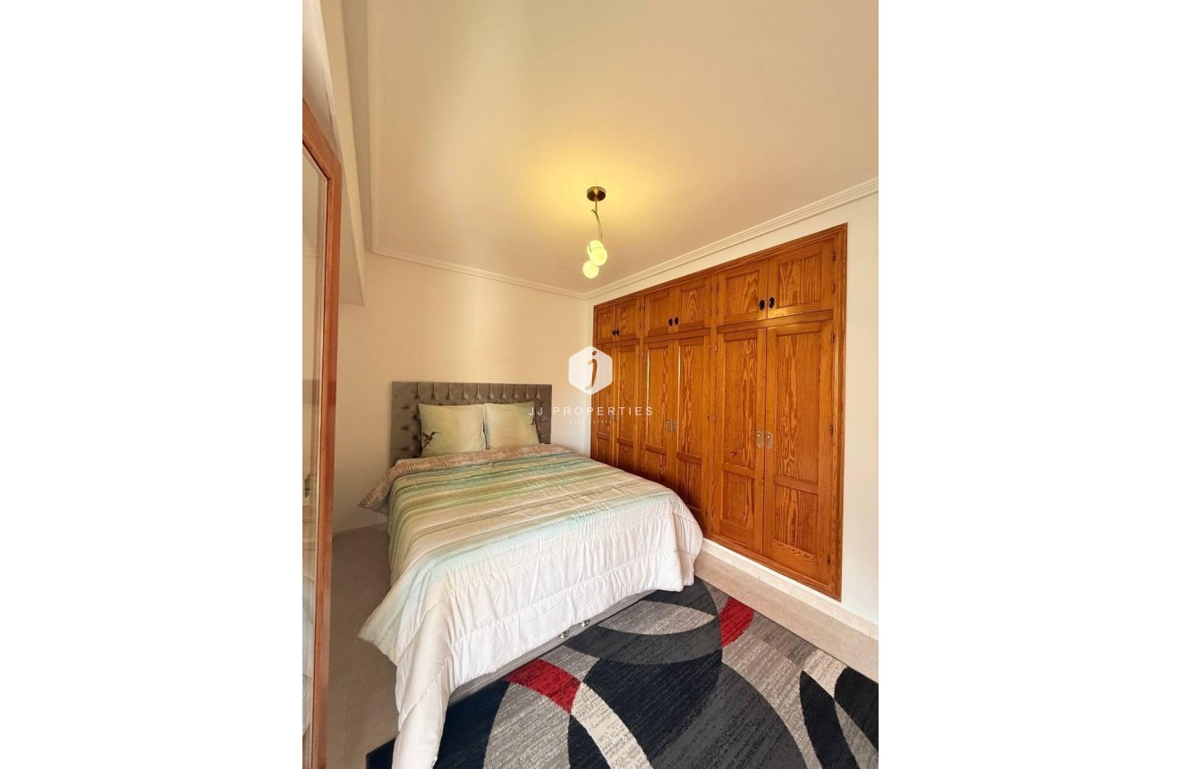 Segunda mano - Ático -
Torrevieja - Playa del Cura