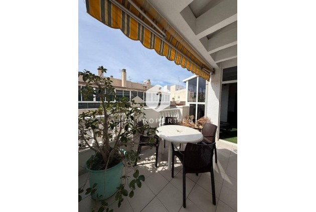 Segunda mano - Ático -
Torrevieja - Playa del Cura