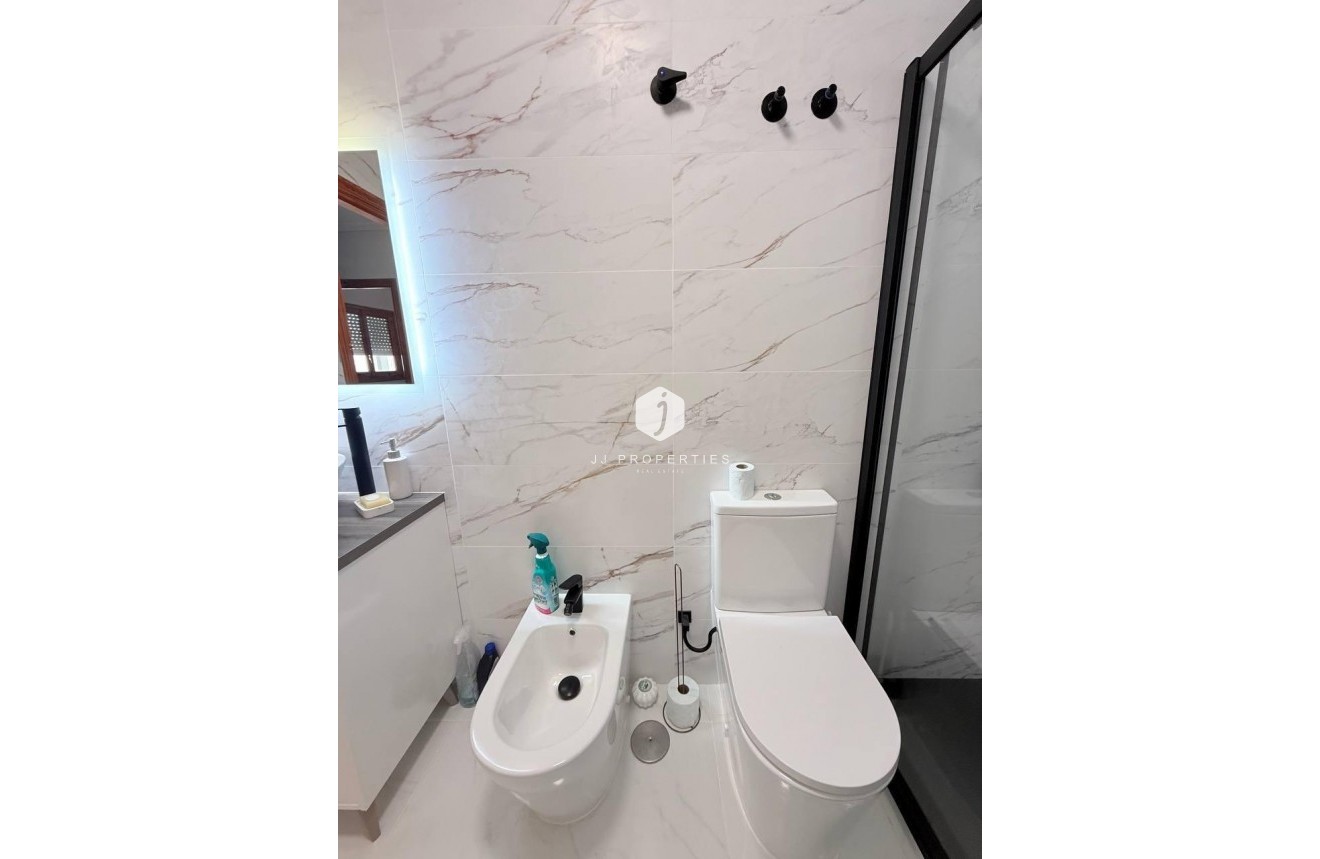 Segunda mano - Ático -
Torrevieja - Playa del Cura