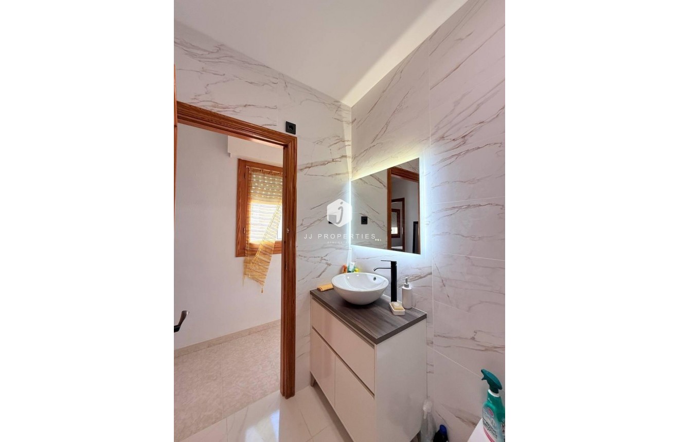 Segunda mano - Ático -
Torrevieja - Playa del Cura