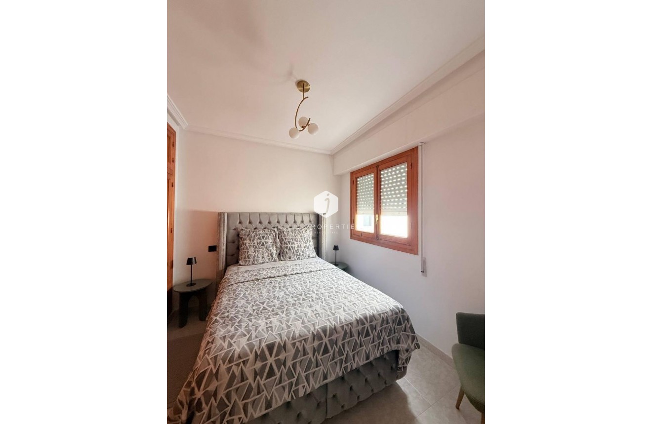 Segunda mano - Ático -
Torrevieja - Playa del Cura