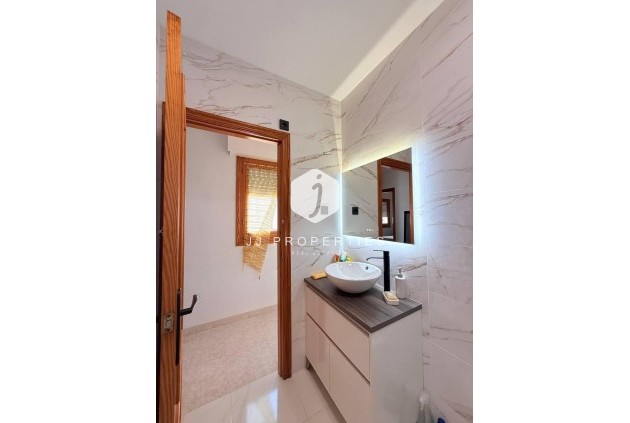 Segunda mano - Ático -
Torrevieja - Playa del Cura