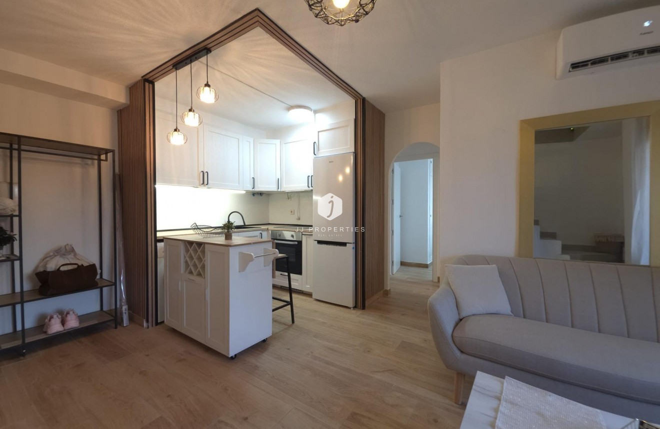 Aus zweiter Hand - Penthouse -
Torrevieja - Cala Ferris