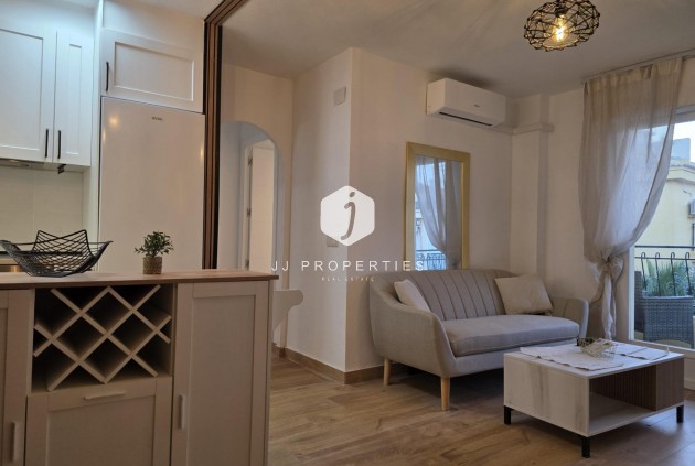 Aus zweiter Hand - Penthouse -
Torrevieja - Cala Ferris