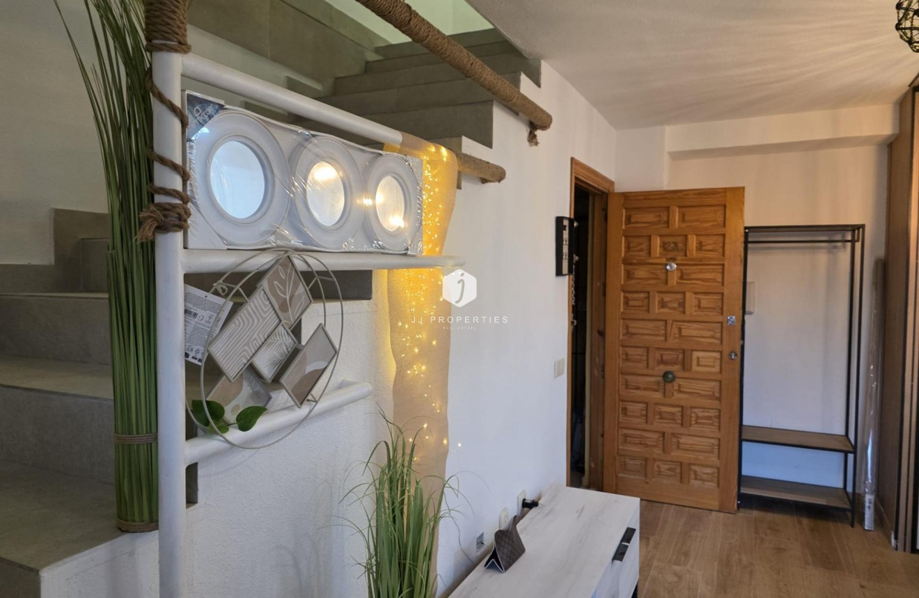 Aus zweiter Hand - Penthouse -
Torrevieja - Cala Ferris