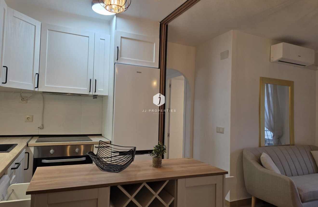 Aus zweiter Hand - Penthouse -
Torrevieja - Cala Ferris