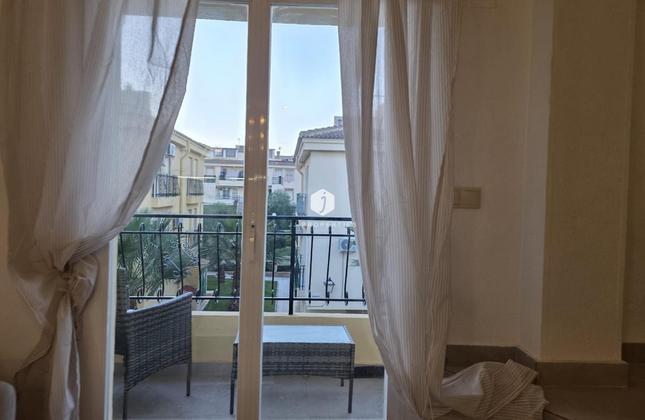 Aus zweiter Hand - Penthouse -
Torrevieja - Cala Ferris