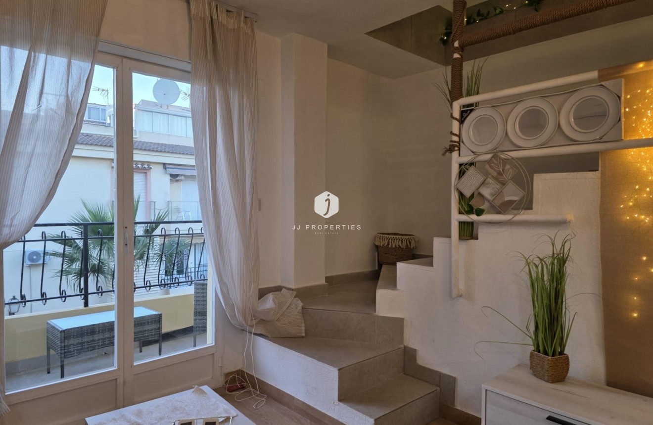 Aus zweiter Hand - Penthouse -
Torrevieja - Cala Ferris