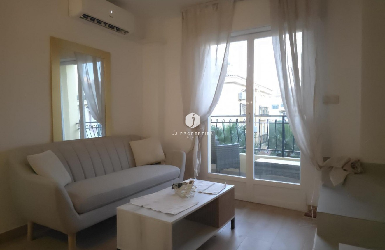 Aus zweiter Hand - Penthouse -
Torrevieja - Cala Ferris