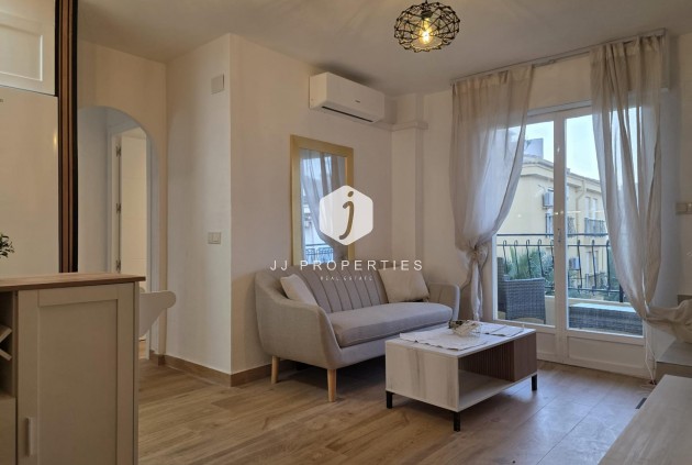 Aus zweiter Hand - Penthouse -
Torrevieja - Cala Ferris