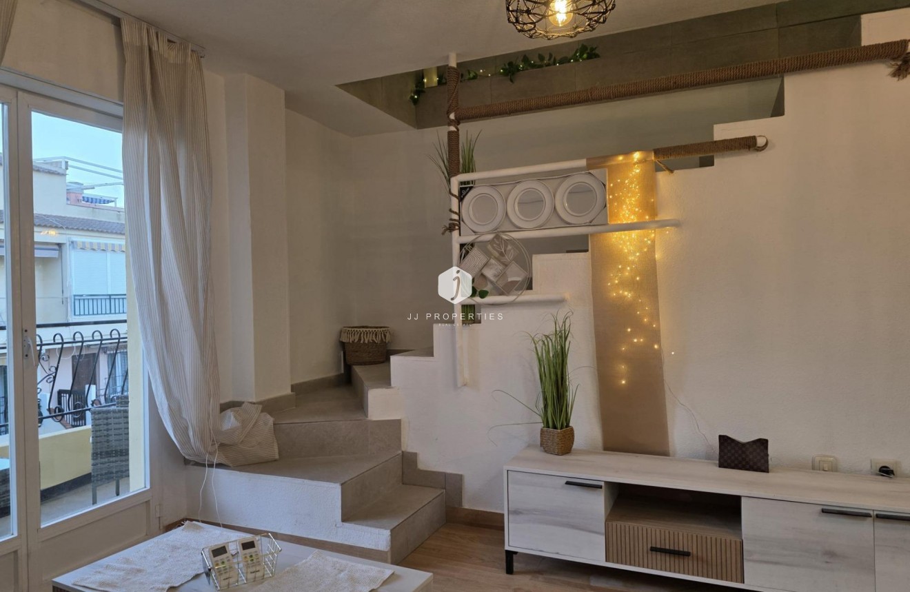 Aus zweiter Hand - Penthouse -
Torrevieja - Cala Ferris