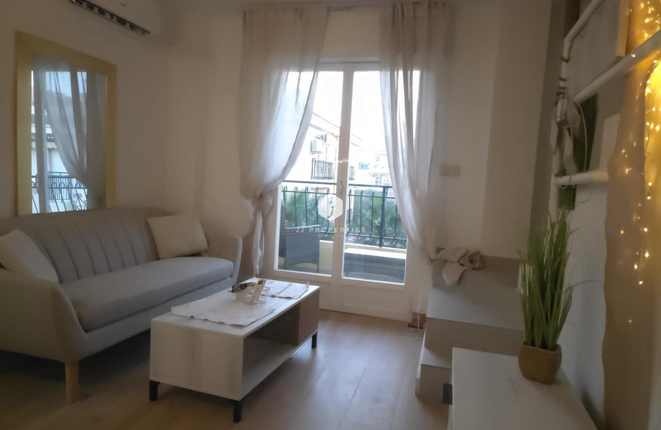 Aus zweiter Hand - Penthouse -
Torrevieja - Cala Ferris