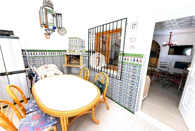 Segunda mano - Chalet -
Torrevieja - El chaparral